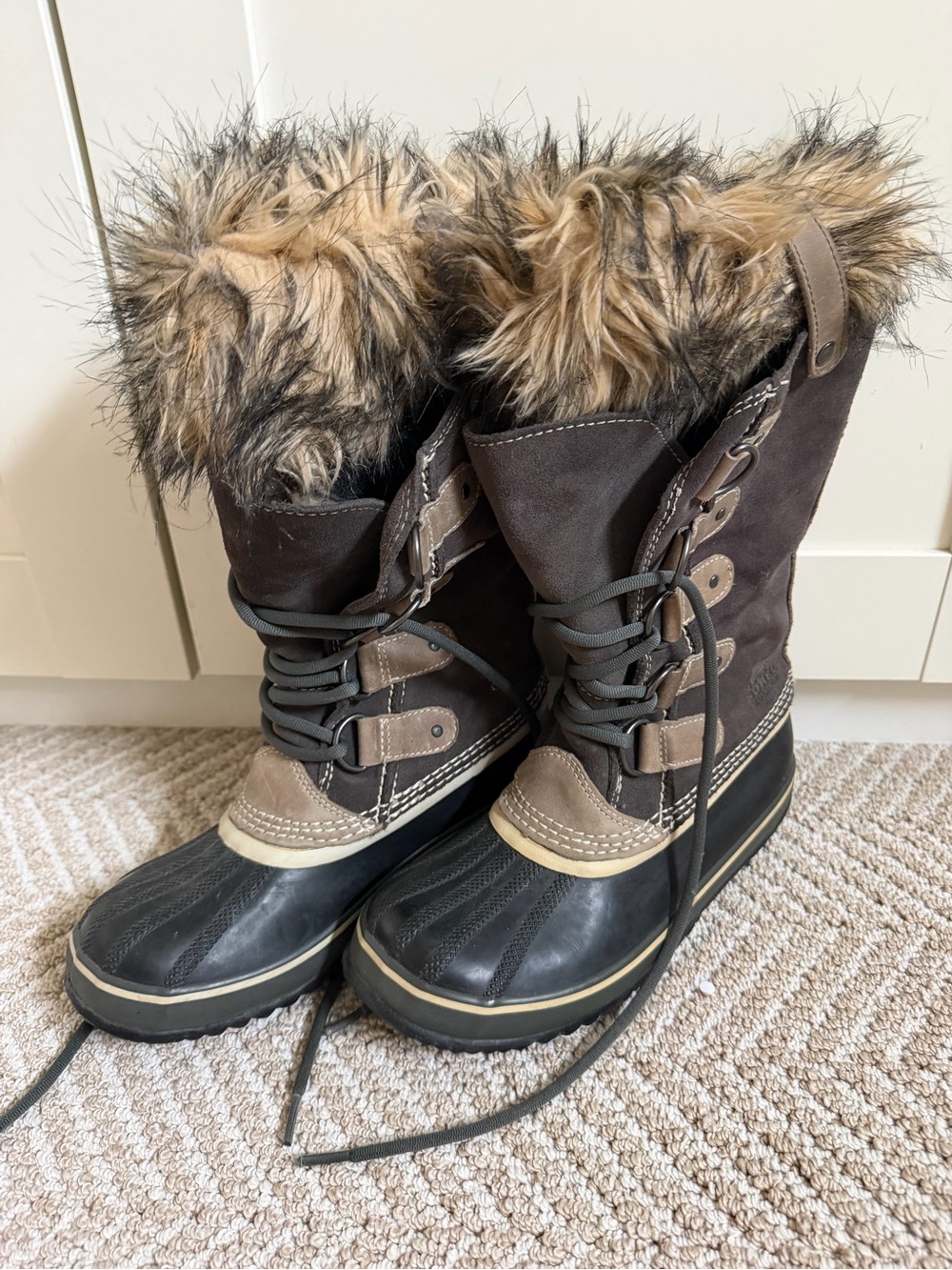 Sorel Women’s Insulated Faux-Fur Winter Boots in Brown size 7